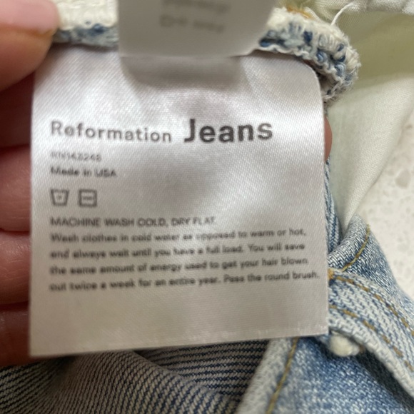 REFORMATION JEAS never worn size 28 - Picture 4 of 5